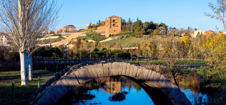 Pueblo Medieval Bonito Escapada Eclipse Solar Turismo Gastro Comida Cultura Arquitectura A Pie