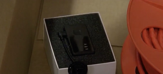 La policía estadounidense colocó paquetes de Amazon falsos con GPS para ...