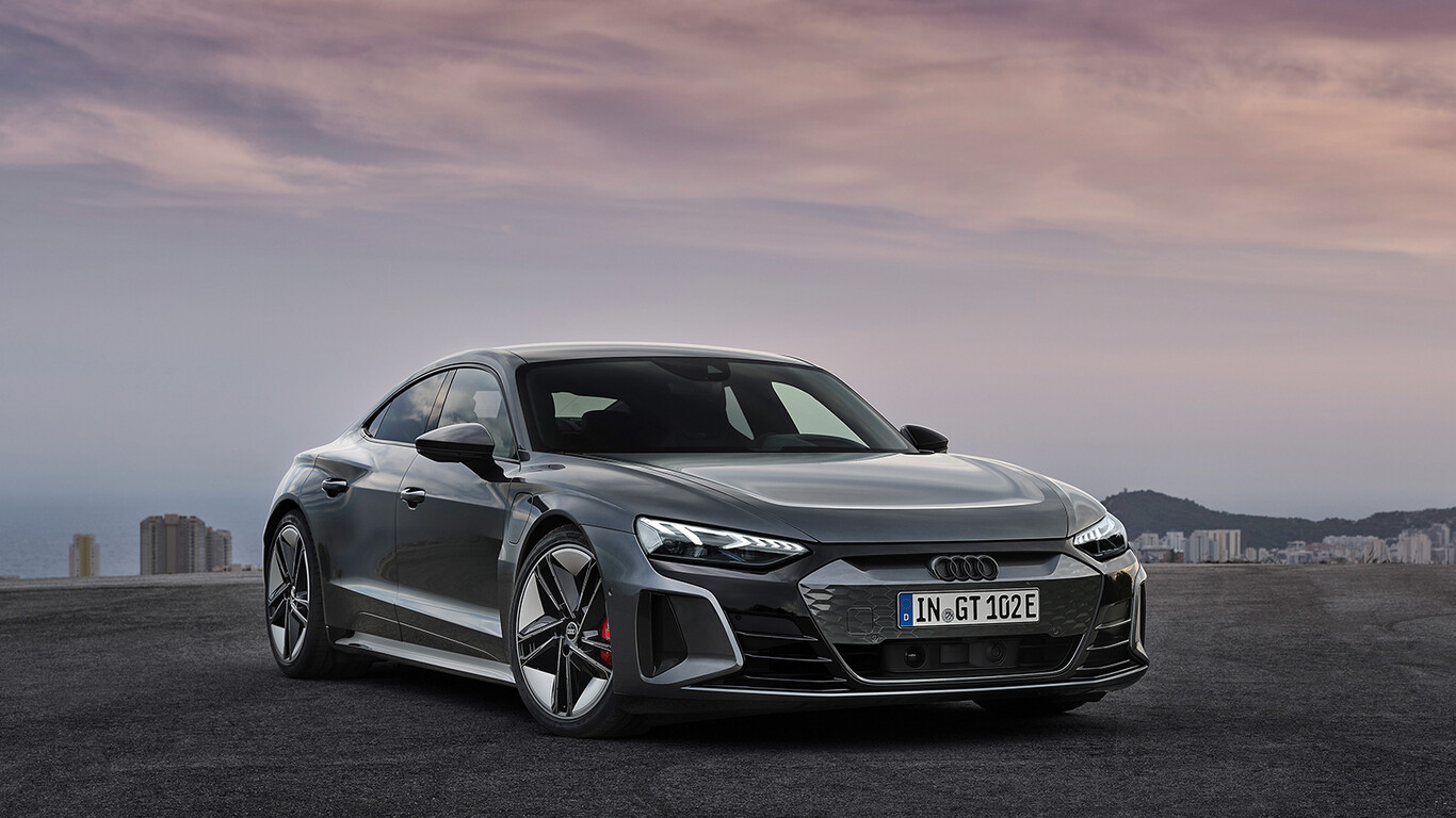Audi e-tron GT: un Taycan de cuatro aros con hasta 590 hp, que estrena las siglas RS en un eléctrico