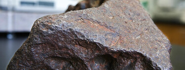 30 años después de mantener su casa abierta, descubre que el tope de la puerta es un meteorito de 100.000 dólares