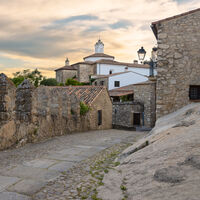 Lo viste en 'Juego de Tronos' y en 'Isabel'. Este pueblo medieval ha sido votado uno de los más bonitos de España 