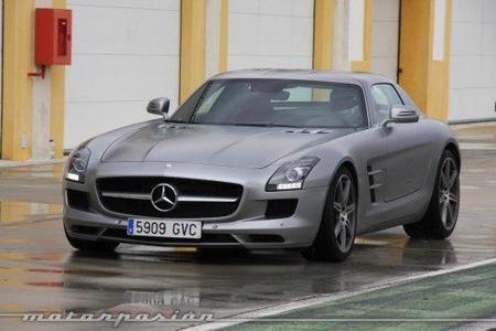Mercedes SLS AMG