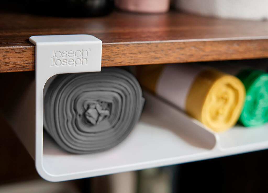 La solución de Leroy Merlin para despejar los cajones de la cocina y mantener los rollos de cocina en orden a mano