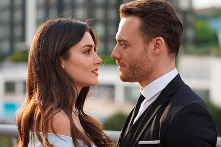 'El amor está en el aire'