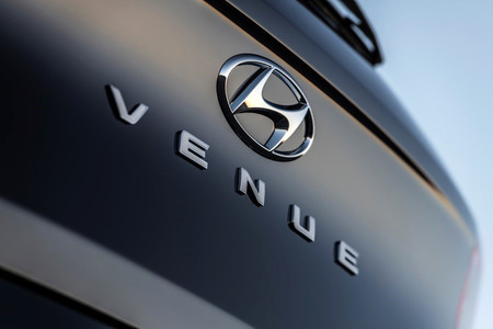 El Hyundai Venue ya se asoma: un mini SUV que podría mandar a la cuerda floja a Creta