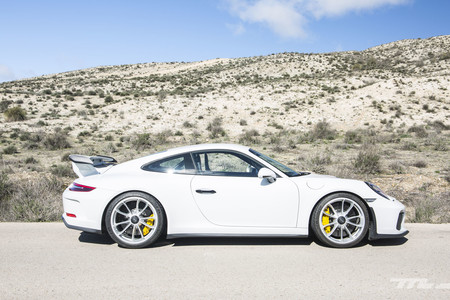 Porsche 911 GT3 lateral