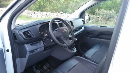 Toyota Proace Furgon 36
