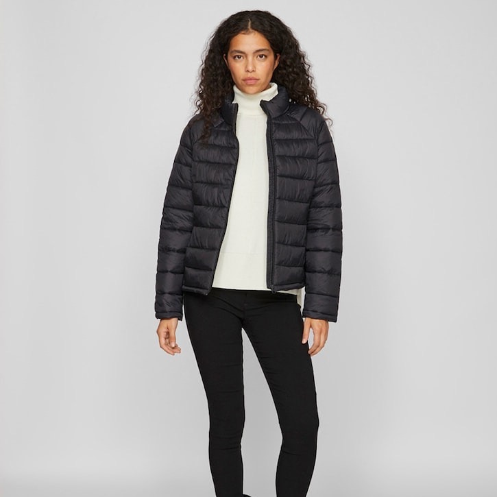 Plumífero negro Vila