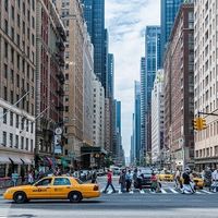 El petróleo no consigue remontar el vuelo ante la amenaza de un rebrote y un futuro ambiguo