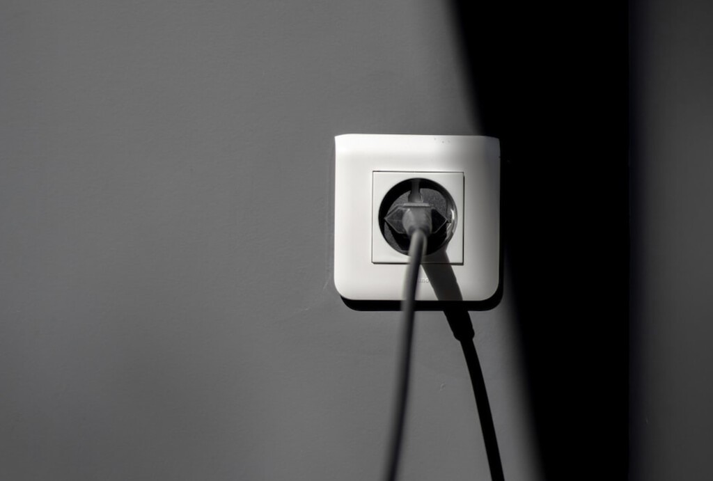 Una parte de tu factura de la luz no se ve: por qué el consumo fantasma es más importante que nunca 