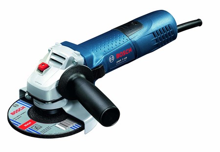 Oferta del día en la amoladora angular Bosch Professional GWS 7-125: cuesta 52,90 euros en Amazon hasta medianoche
