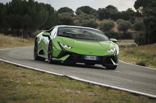 Probamos el Lamborghini Huracán Técnica: el STO civilizado enamora con sus 640 CV al eje trasero y un sonido único en su especie