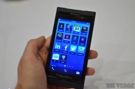 BlackBerry 10 por fin se deja ver en público