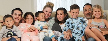Segundas oportunidades: la historia de la pareja que adoptó a siete hermanos, después de haber criado cinco hijos biológicos