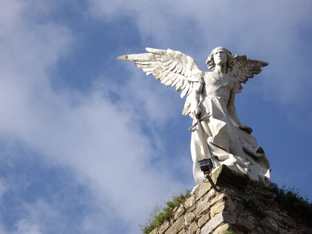 Angel De Llimona 002