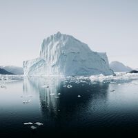 El hielo retrocede en Groenlandia. La paradoja que puede beneficiar a los coches eléctricos