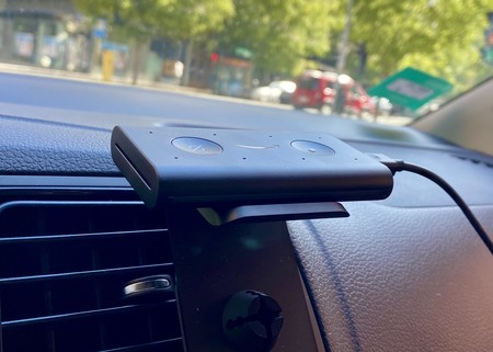 El Echo Auto tiene un 25% de descuento en Amazon: añade Alexa a tu coche y reproduce canciones de Apple Music