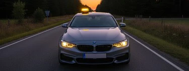 Las balizas V16, un mes después: qué ha ocurrido en las carreteras españolas desde que son obligatorias 