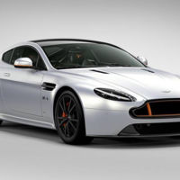 Aston Martin V8 Vantage S Blades Edition: inspirado en un escuadrón de vuelo acrobático