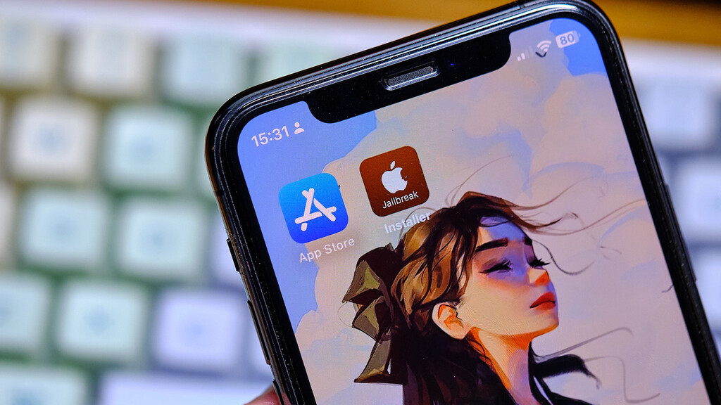 Es imprescindible en tu iPhone, pero no estaba cuando Steve Jobs lo presentó. Hasta que la crearon los hackers 