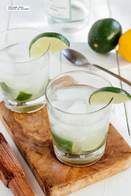 Cómo hacer la tradicional Caipirinha brasileña