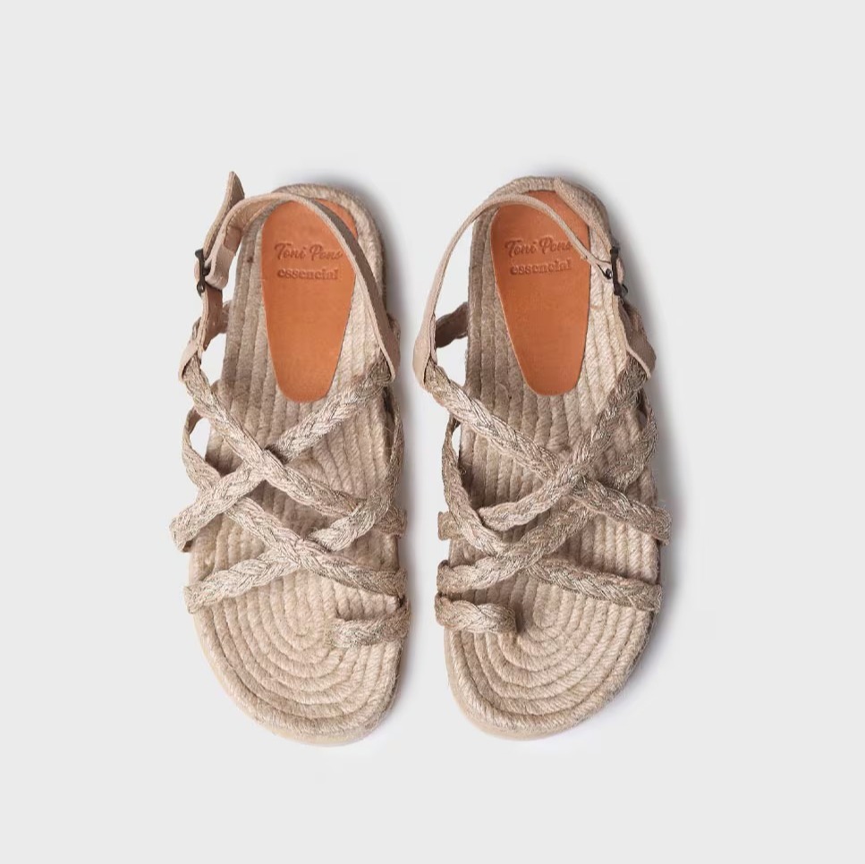 Sandalias con cuña de yute con hebilla de Toni Pons

