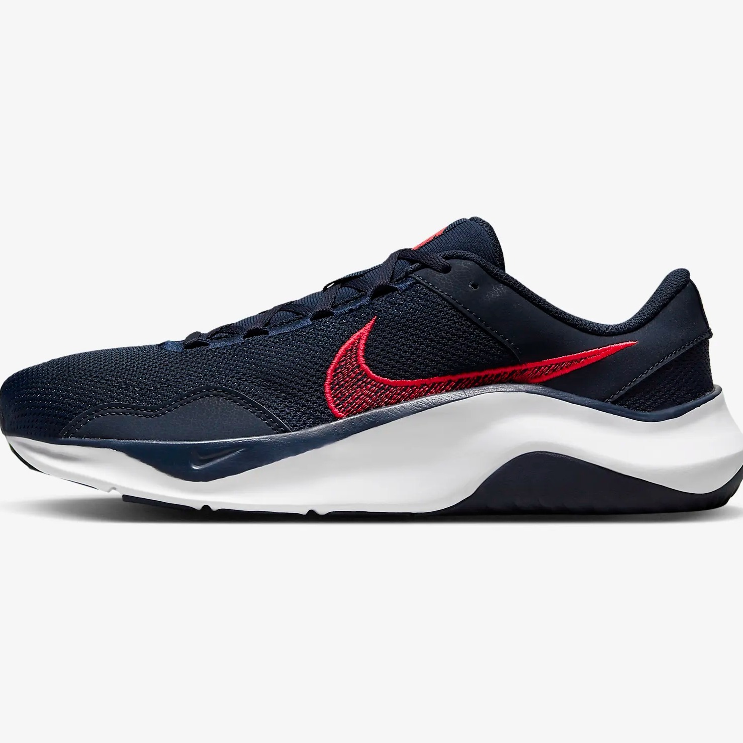 Nike Legend Essential 3 Next Nature
