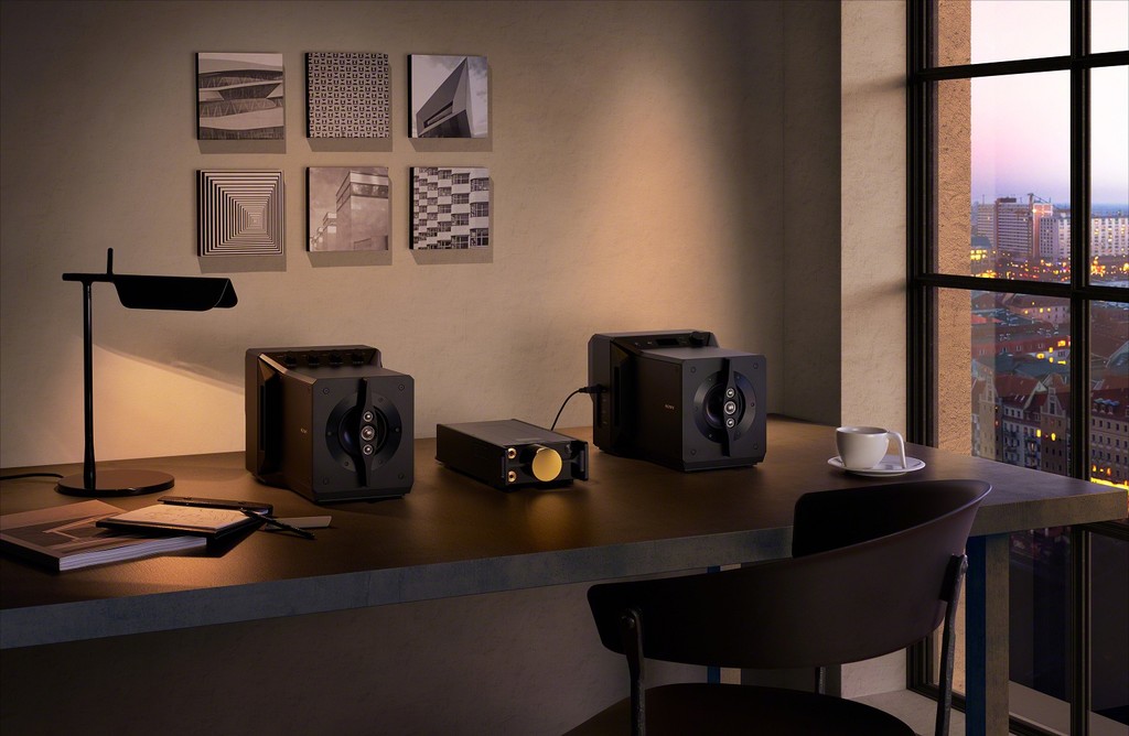 Sony presenta su altavoz  más futurista, es el SA-Z1 y quiere conquistar tu escritorio