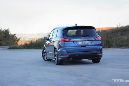 Ford S Max Híbrido FHEV 2022 Prueba en carretera