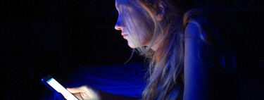 Los adolescentes sufren graves trastornos del sueño por el uso del móvil por la noche