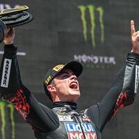 Honda quiere a Manu González. Le ha hecho una oferta para irse a Superbikes, pero él seguirá esperando a MotoGP... de momento 