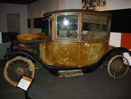 Woods Dual Power (1917)