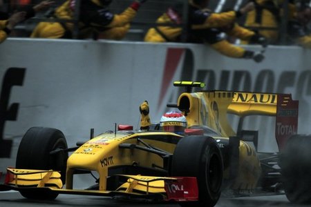 Vitaly Petrov, primera opción para acompañar a Kubica