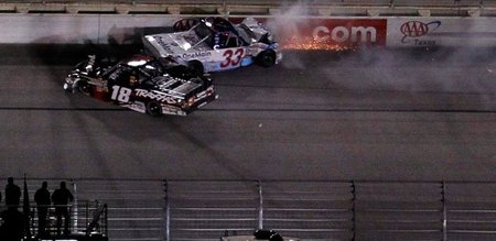 Sanción económica y "libertad provisional" para Kyle Busch