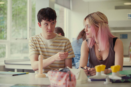 No solo moda: ARCO, estrenos de cine, trap y series que hablan sobre sexo sin tabúes