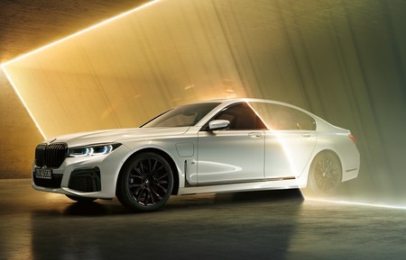BMW Serie 7: el híbrido enchufable que estábamos esperando