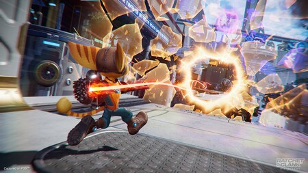 Las armas y habilidades de Ratchet & Clank: Una dimensión aparte protagonizan un nuevo tráiler de cara a su inminente lanzamiento