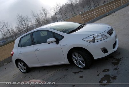 Toyota Auris HSD