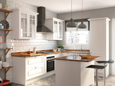 Una cocina luminosa y actual: los muebles blancos son tendencia