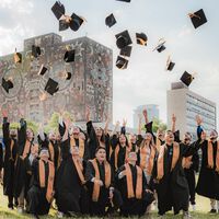 En México muchos terminan la carrera, pero nunca se titulan. FES Aragón quiere acabar con eso: Programa de Titulación Conmemorativa