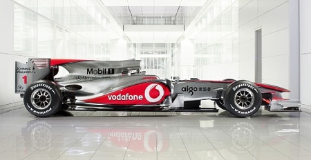 El nuevo McLaren Mercedes MP4-25 sorprende en su presentación