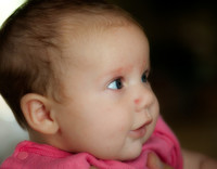 Los bebés tienen más facilidad para aprender idiomas que los adultos‏