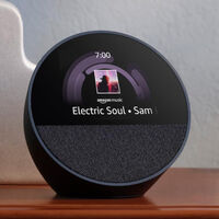 Mañana dejará de estar tan barato: un despertador inteligente con Alexa y esferas totalmente personalizables 