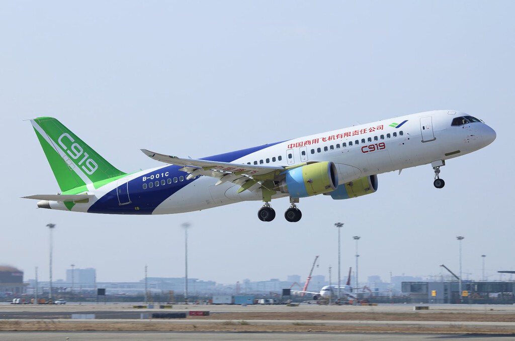 El primer avión comercial "made in China" ha sido un éxito. Tanto que se está preparando para superar a Airbus y Boeing