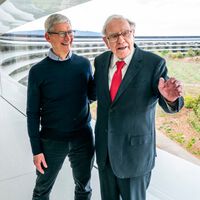 Tim Cook recibió un consejo millonario que Steve Jobs había rechazado. El autor de la lección fue Warren Buffett