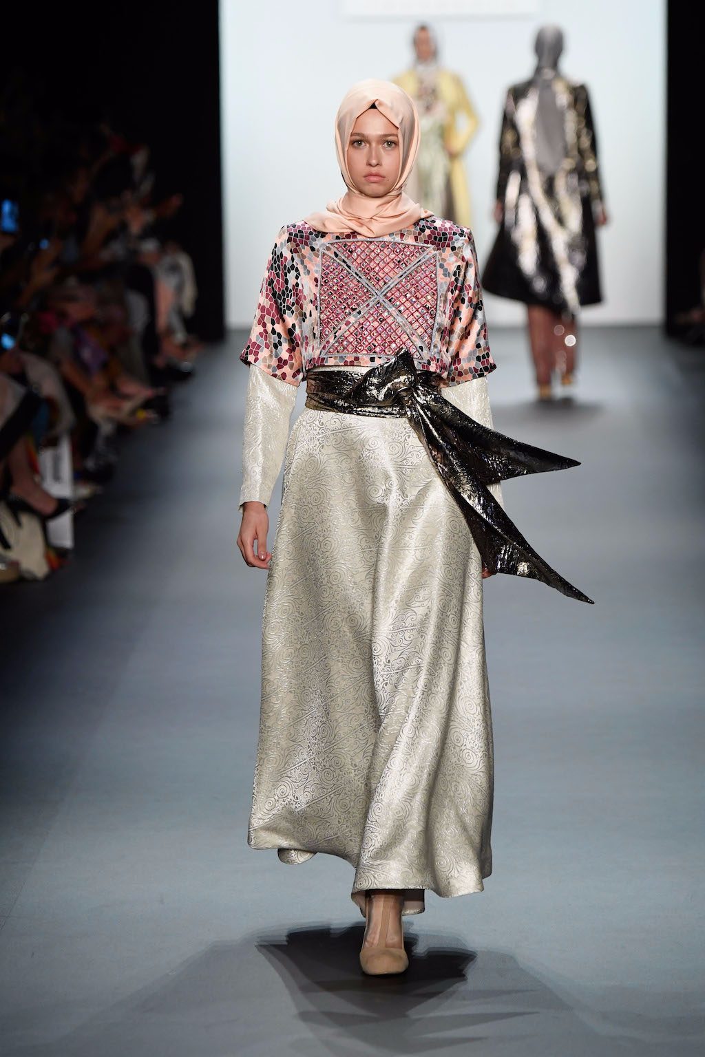 Foto de Anniesa Hasibuan (40/53)