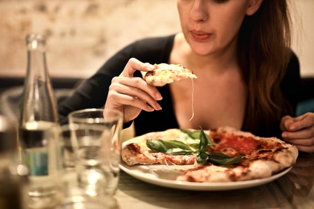 Pizza: cómo cambiar sus ingredientes para restar calorías