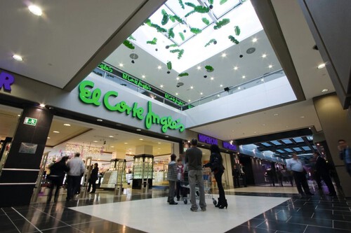 El Corte Inglés comienza a liquidar sudaderas, chaquetas, jerseys y más al 50% de descuento en su outlet 