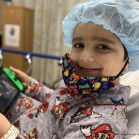 Nathan regresó a su colegio tras 900 días de lucha contra el cáncer y 300 niños le aclamaron por su valentía