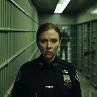 Scarlett Johansson presenta el escalofriante tráiler de su nueva película, la secuela de una de las mayores obras maestras de la historia del cine